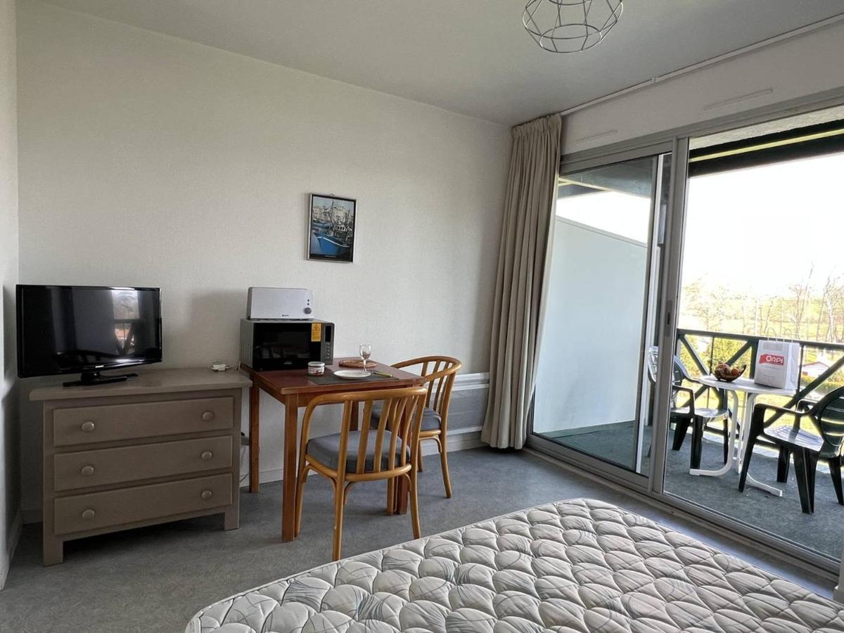 Studio Lilas A Cambo-Les-Bains : Terrasse, Parking, Proche Thermes, Internet, Animaux Acceptes - Fr-1-495-96 Bagian luar foto